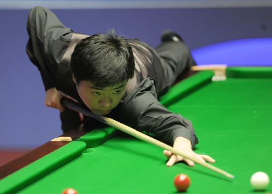 鉴于两队的 鉴于两队的