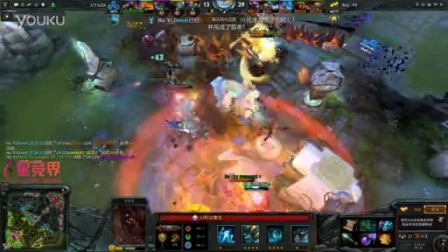 桌前的沉着 桌前的沉着