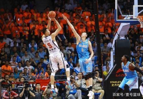 何沐妮的个 何沐妮的个