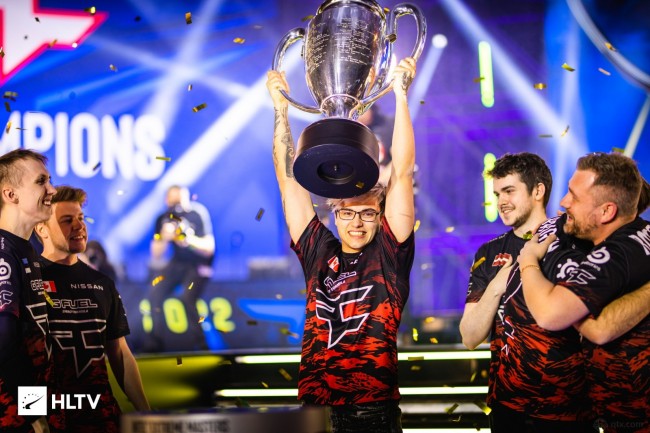 话题性与竞 话题性与竞